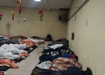 SEGURIDAD VIAL CONTINUA BRINDADO APOYO A CIUDADANOS