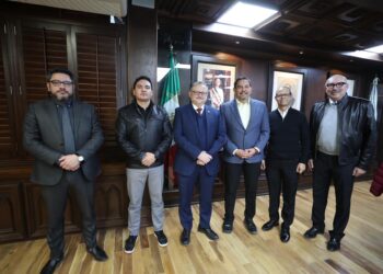 Alcalde Cruz Pérez Cuéllar se reúne con el Cónsul General de México en El Paso